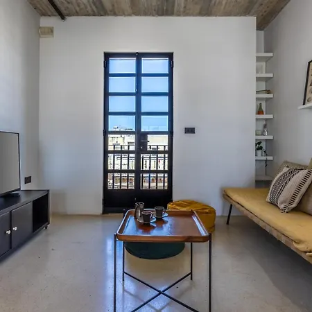 Charming & Elegant Townhouse In Malta Nyaraló Birkirkara