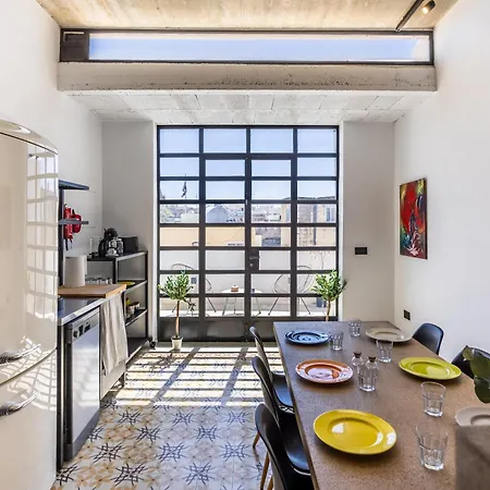 Charming & Elegant Townhouse In Malta